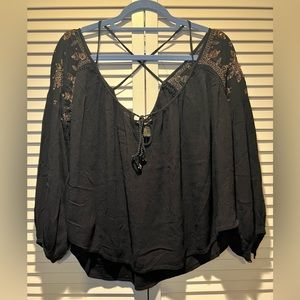 FOREVER 21 Bell Strappy Blouse, Black, M